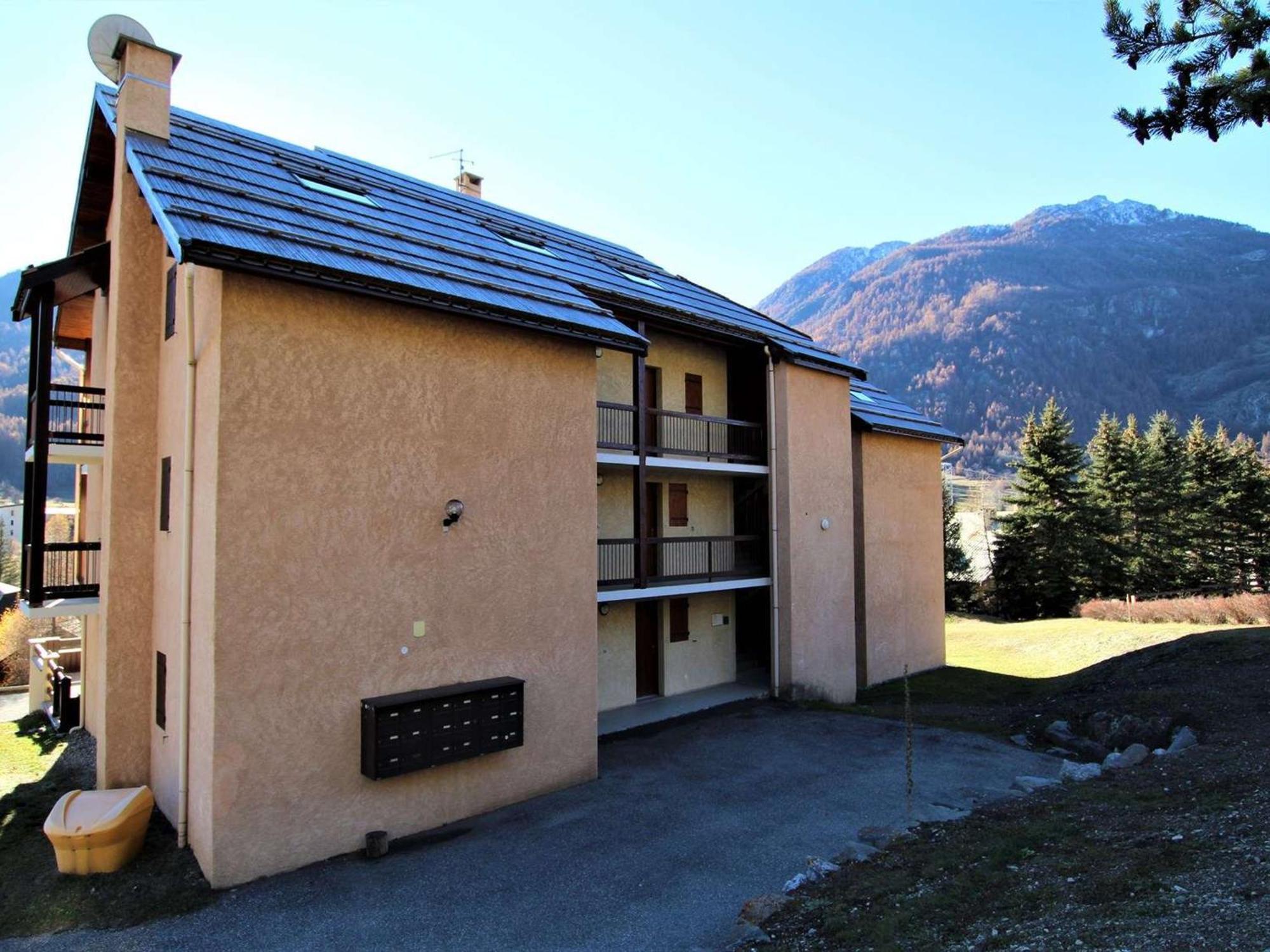 Appartement 3 Pieces, 7 Couchages, Proche Pistes Avec Parking - La Salle-Les-Alpes - Fr-1-330F-22 Serre Chevalier Buitenkant foto